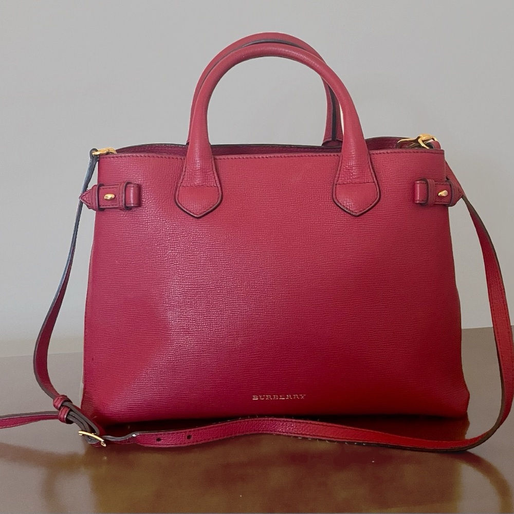 Burberry red banner bag size medium house check plaid used